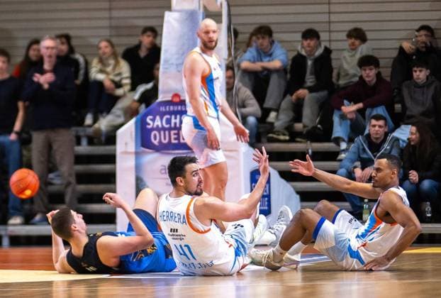 BASKETBALL EASYCREDIT BBL 27 GAME DAY SCIENCE CITY JENA SKYLINERS FRANKFURT FOR EDITORIAL PURPOSES ONLY p 02 04 2026 Jena Basketball easyCredit BBL 1 Basketball Bundesliga Season 2025 2026 27 Matchday Sparkassen Arena Science City Jena SKYLINERS Frankfurt in photo Robin Christen 8 Science City Jena , Alexander James Herrera 41 Science City Jena , Chris Carter 5 Science City Jena Jacob Knauf 25 SKYLINERS Germany Thueringen Jena Copyright SaschaxFromm Copyright: SaschaxFromm doc85916xjjngh1fljnpldm ,EDITORIAL USE ONLY Copyright: SaschaxFromm