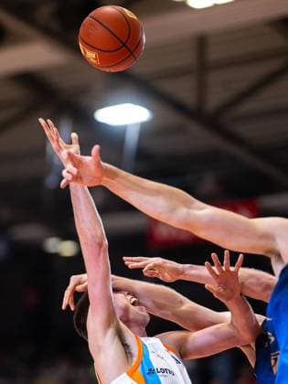 BASKETBALL EASYCREDIT BBL 27 GAME DAY SCIENCE CITY JENA SKYLINERS FRANKFURT FOR EDITORIAL PURPOSES ONLY p 02 04 2026 Jena Basketball easyCredit BBL 1 Basketball Bundesliga Season 2025 2026 27 Matchday Sparkassen Arena Science City Jena SKYLINERS Frankfurt im Foto Joe Wieskamp 10 Science City Jena Germany Thueringen Jena Copyright SaschaxFromm Copyright: SaschaxFromm doc85919q6ly83dy9f5ltj ,EDITORIAL USE ONLY Copyright: SaschaxFromm