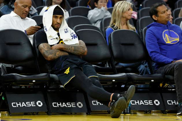 NBA, Basketball Herren, USA - Cleveland Cavaliers at Golden State Warriors Golden State Warriors guard Gary Payton II seats on the bench in the final seconds during the second half of the NBA game between the Cleveland Cavaliers and the Golden State Warriors in San Francisco, California, USA, 02 April 2026. SAN FRANCISCO CALIFORNIA United States  Copyright: xJOHNxG.xMABANGLOx