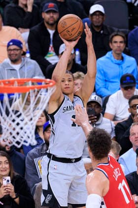 April 2, 2026, Inglewood, California, USA: Carter Bryant 11 of the San Antonio Spurs makes a three point shot attempt as Brook Lopez 11 of the Los Angeles Clippers defends the basket during their regular season NBA, Basketball Herren, USA game on Thursday April 2, 2026 at Intuit Dome in Inglewood, California. Clippers lose to Spurs, 99-118. ARIANA RUIZ PI Clippers Vs. Spurs  - ZUMAp124 20260402_zaa_p124_039 Copyright: xArianaxRuizx