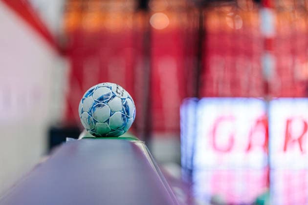 Symbolic image, Handball on a board GER, TuS N Luebbecke vs HSC 2000 Coburg, Handball, 2 Bundesliga, Matchday 26, Season 2025 2026, 02 04 2026 GER, TuS N Luebbecke vs HSC 2000 Coburg, Handball, 2 Bundesliga, Matchday 26, Season 2025 2026, 02 04 2026 Luebbecke Copyright: xEibner-Pressefoto JanxRollingerx EP_JSK