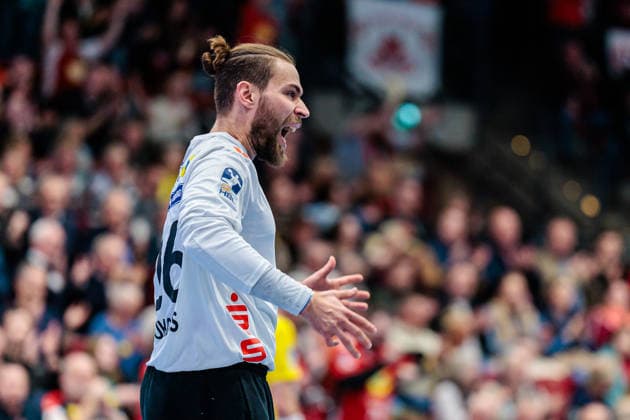 Trouble at Petros Boukovinas HSC 2000 Coburg, 16 GER, TuS N Luebbecke vs HSC 2000 Coburg, Handball, 2 Bundesliga, Matchday 26, Season 2025 2026, 02 04 2026 GER, TuS N Luebbecke vs HSC 2000 Coburg, Handball, 2 Bundesliga, Matchday 26, Season 2025 2026, 02 04 2026 Luebbecke Copyright: xEibner-Pressefoto JanxRollingerx EP_JSK