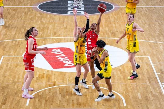 Basketball, Women, DBBL, Alba Berlin - Panthers Osnabrück