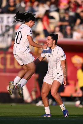 Nadine Nischler of Como Women celebrates after scoring the goal of 2-2 during he Matchday 18 of the Serie A Women Athora Championship between A.S. Roma and F.C. Como Women at the Tre Fontane Stadium on April 3, 2026 in Roma, Italy.  Copyright: xDomenicoxCippitelli IPAxSportx xipa-agency.netx xx IPA_73738551 IPA_Agency_IPA73738551