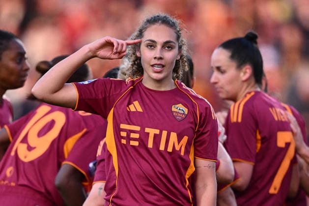 Alayah Pilgrim of A.S. Roma Femminile celebrates after scoring the goal of 4-3 during the Matchday 18 of the Serie A Women Athora Championship between A.S. Roma and F.C. Como Women at the Tre Fontane Stadium on April 3, 2026 in Roma, Italy.  Copyright: xDomenicoxCippitelli IPAxSportx xipa-agency.netx xx IPA_73738820 IPA_Agency_IPA73738820