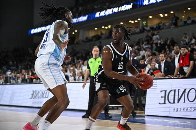 Turk Telekom v Cosea - EuroCup Basketball ANKARA, TURKIYE - APRIL 3: Adam Mokoka (95) of Cosea in action during EuroCup Basketball second semifinal match between Turk Telekom and Cosea at Ankara Arena in Ankara, Turkiye on April 3, 2026. Abdullah Guclu Anadolu Ankara Turkey. Editorial use only. Please get in touch for any other usage.  Copyright: x2026xAnadoluxAbdullahxGuclux