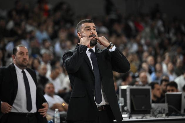 Turk Telekom v Cosea - EuroCup Basketball ANKARA, TURKIYE - APRIL 3: Erdem Can, head coach of Turk Telekom follows the EuroCup Basketball second semifinal match between Turk Telekom and Cosea at Ankara Arena in Ankara, Turkiye on April 3, 2026. Abdullah Guclu Anadolu Ankara Turkey. Editorial use only. Please get in touch for any other usage.  Copyright: x2026xAnadoluxAbdullahxGuclux