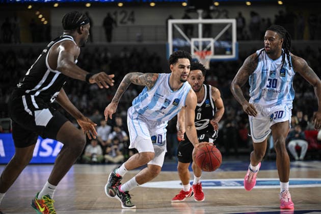 Turk Telekom v Cosea - EuroCup Basketball ANKARA, TURKIYE - APRIL 3: Michael Jaden Devoe (9) of Turk Telekom in action during EuroCup Basketball second semifinal match between Turk Telekom and Cosea at Ankara Arena in Ankara, Turkiye on April 3, 2026. Abdullah Guclu Anadolu Ankara Turkey. Editorial use only. Please get in touch for any other usage.  Copyright: x2026xAnadoluxAbdullahxGuclux