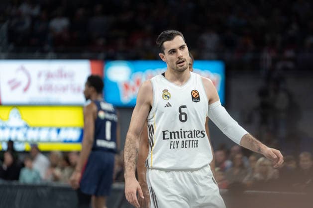 ESP Kosner Baskonia v Real Madrid Euroleague Alberto Abalde of Real Madrid during the Euroleague match, between Kosner Baskonia and Real Madrid played at Buesa Arena Stadium on April 3, 2026 in Vitoria Spain Vitoria Basque Country Spain Basketball Copyright: xMiguelxGarciax xAgenciaxLOFx