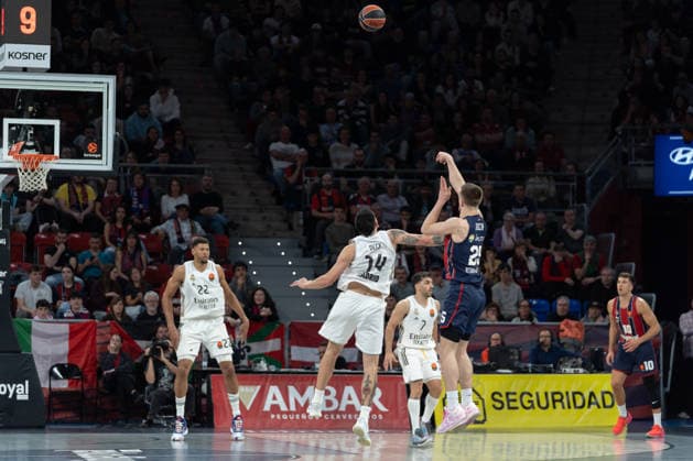 ESP Kosner Baskonia v Real Madrid Euroleague Clement Frisch of Baskonia during the Euroleague match, between Kosner Baskonia and Real Madrid played at Buesa Arena Stadium on April 3, 2026 in Vitoria Spain Vitoria Pais Vasco Spain Basketball Copyright: xMiguelxGarciax xAgenciaxLOFx