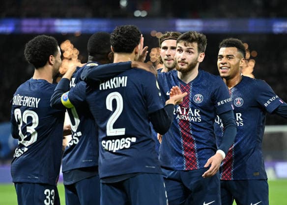 PSG vs Toulouse: French Ligue 1 PARIS, FRANCE - APRIL 03: Players of Paris Saint - Germain celebrate after a score during the French Ligue 1 (L1) soccer match between Paris Saint-Germain (PSG) and Toulouse FC at Parc des Princes stadium in Paris, France on April 03, 2026. Mustafa Yalcin Anadolu Paris France. Editorial use only. Please get in touch for any other usage.  Copyright: x2026xAnadoluxMustafaxYalcinx