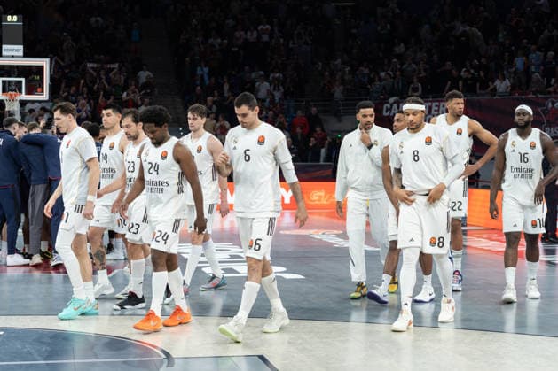 ESP Kosner Baskonia v Real Madrid Euroleague Real Madrid loses againts Kosner Baskonia during the Euroleague match, between Kosner Baskonia and Real Madrid played at Buesa Arena Stadium on April 3, 2026 in Vitoria Spain Vitoria Pais Vasco Spain Basketball Copyright: xMiguelxGarciax xAgenciaxLOFx