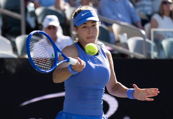 April 3, 2026: Anna Kalinskaya (RUS) loses to Iva Jovic (USA) 6-3, 6-4, at the Credit One Charleston Open being played at Credit One Staduim in Charleston, South Carolina, {USA} Ã‚ Tennisclix Charleston USA - ZUMAc04_ 20260403_zma_c04_045 Copyright: xLesliexBillmanx