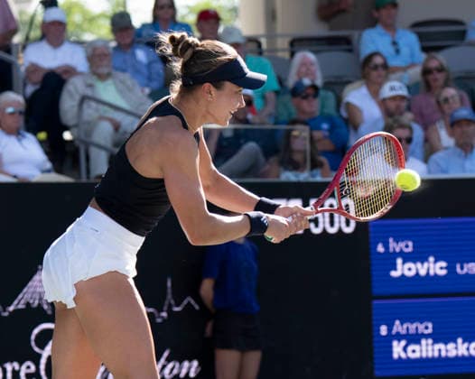 TENNIS 2026: Credit One Charleston Open APRIL 03 April 3, 2026: Iva Jovic (USA) defeated Anna Kalinskaya (RUS) 6-3, 6-4 at the Credit One Charleston Open being played at Credit One Staduim in Charleston, South Carolina USA Ã‚ÂLeslie Billman Tennisclix (Credit Image: Â Leslie Billman Cal Media) Charleston South Carolina USA EDITORIAL USE ONLY Copyright: xx ZUMA-20260403_zma_c04_079.jpg LesliexBillmanx csmphotothree485139