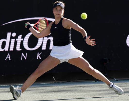 April 3, 2026: Iva Jovic (USA) defeated Anna Kalinskaya (RUS) 6-3, 6-4 at the Credit One Charleston Open being played at Credit One Staduim in Charleston, South Carolina USA Ã‚ Tennisclix Charleston USA - ZUMAc04_ 20260403_zma_c04_075 Copyright: xLesliexBillmanx