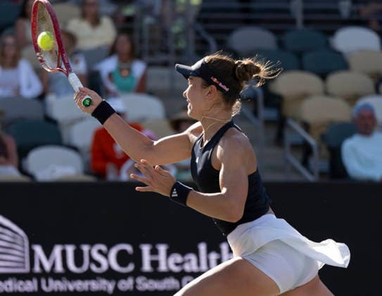 April 3, 2026: Iva Jovic (USA) defeated Anna Kalinskaya (RUS) 6-3, 6-4 at the Credit One Charleston Open being played at Credit One Staduim in Charleston, South Carolina USA Ã‚ Tennisclix Charleston USA - ZUMAc04_ 20260403_zma_c04_077 Copyright: xLesliexBillmanx