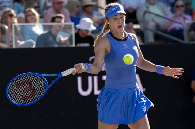 April 3, 2026: Iva Jovic (USA) defeated Anna Kalinskaya (RUS) 6-3, 6-4 at the Credit One Charleston Open being played at Credit One Staduim in Charleston, South Carolina USA Ã‚ Tennisclix Charleston USA - ZUMAc04_ 20260403_zma_c04_091 Copyright: xLesliexBillmanx
