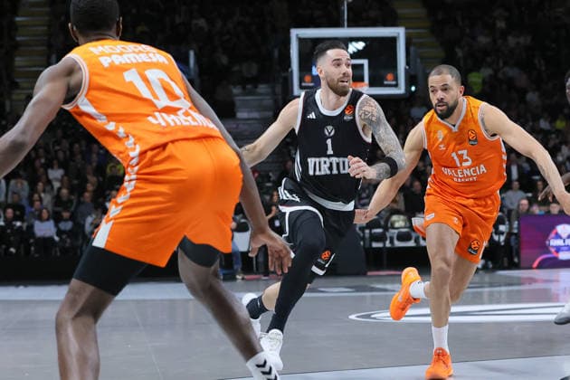 01 Luca VILDOZA Virtus Bologna Match BASKETBALL - EUROLEAGUE Virtus Bologna vs Valencia Basket 03-04-2026 13 Darius Thomson Valencia Basket Match BASKETBALL - EUROLEAGUE Virtus Bologna vs Valencia Basket 03-04-2026 during Virtus Bologna vs Valencia BC, Basketball Euroleague match in Bologna, Italy, April 03 2026  Copyright: xValentinoxOrsini IPAxSportx xipa-agency.netx xx IPA_73742111 IPA_Agency_IPA73742111