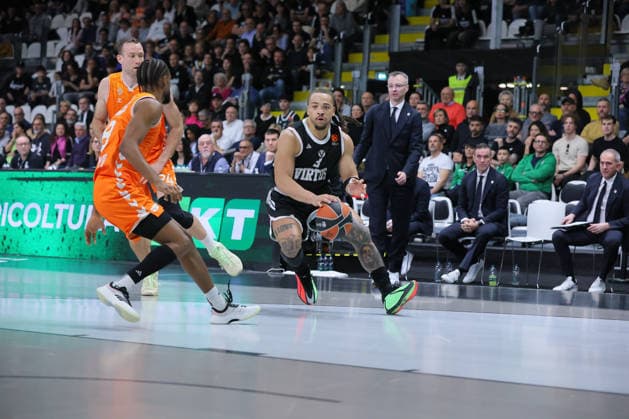 03 Carsen EDWARDS Virtus Bologna Match BASKETBALL - EUROLEAGUE Virtus Bologna vs Valencia Basket 03-04-2026 during Virtus Bologna vs Valencia BC, Basketball Euroleague match in Bologna, Italy, April 03 2026  Copyright: xValentinoxOrsini IPAxSportx xipa-agency.netx xx IPA_73742120 IPA_Agency_IPA73742120