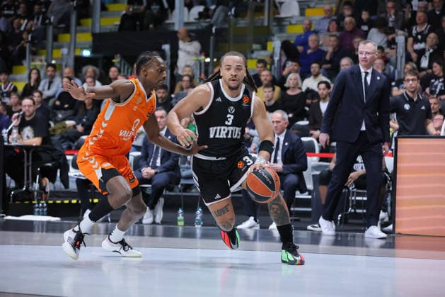 03 Carsen EDWARDS Virtus Bologna Match BASKETBALL - EUROLEAGUE Virtus Bologna vs Valencia Basket 03-04-2026 00 Brancou Badio Valencia Basket Match BASKETBALL - EUROLEAGUE Virtus Bologna vs Valencia Basket 03-04-2026 during Virtus Bologna vs Valencia BC, Basketball Euroleague match in Bologna, Italy, April 03 2026  Copyright: xValentinoxOrsini IPAxSportx xipa-agency.netx xx IPA_73742128 IPA_Agency_IPA73742128