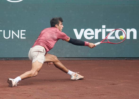 HOUSTON, TX - APRIL 03: Roman Andres Burruchaga (ARG) in action during the singles quarterfinals of the Men™s Clay Court Championship on April 3, 2026 at River Oaks Country Club in Houston, Texas. (Photo by Leslie Plaza Johnson Icon Sportswire) TENNIS: APR 03 US Men s Clay Court Championship EDITORIAL USE ONLY Icon260403025