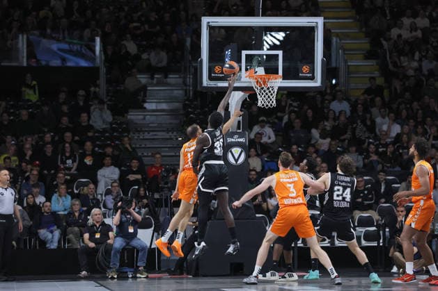 13 Darius Thomson Valencia Basket Match BASKETBALL - EUROLEAGUE Virtus Bologna vs Valencia Basket 03-04-2026 35 Mouhamet DIOUF Virtus Bologna Match BASKETBALL - EUROLEAGUE Virtus Bologna vs Valencia Basket 03-04-2026 during Virtus Bologna vs Valencia BC, Basketball Euroleague match in Bologna, Italy, April 03 2026  Copyright: xValentinoxOrsini IPAxSportx xipa-agency.netx xx IPA_73742140 IPA_Agency_IPA73742140