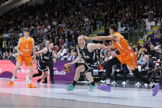 09 Alen SMAILAGIC Virtus Bologna Match BASKETBALL - EUROLEAGUE Virtus Bologna vs Valencia Basket 03-04-2026 12 Neal Sako Valencia Basket Match BASKETBALL - EUROLEAGUE Virtus Bologna vs Valencia Basket 03-04-2026 during Virtus Bologna vs Valencia BC, Basketball Euroleague match in Bologna, Italy, April 03 2026  Copyright: xValentinoxOrsini IPAxSportx xipa-agency.netx xx IPA_73742158 IPA_Agency_IPA73742158