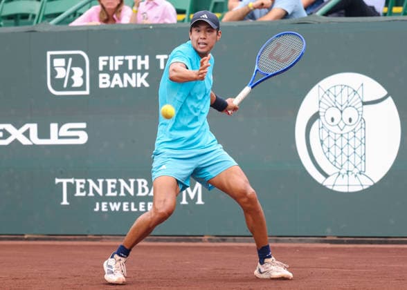 HOUSTON, TX - APRIL 03: Learner Tien (USA) in action during the singles quarterfinals of the Men™s Clay Court Championship on April 3, 2026 at River Oaks Country Club in Houston, Texas. (Photo by Leslie Plaza Johnson Icon Sportswire) TENNIS: APR 03 US Men s Clay Court Championship EDITORIAL USE ONLY Icon260403051