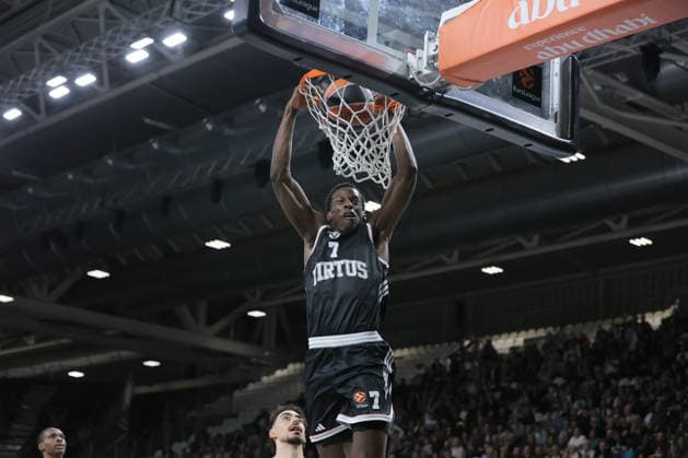 07 Saliou Niang Virtus Bologna Match BASKETBALL - EUROLEAGUE Virtus Bologna vs Valencia Basket 03-04-2026 schiacciata during Virtus Bologna vs Valencia BC, Basketball Euroleague match in Bologna, Italy, April 03 2026  Copyright: xValentinoxOrsini IPAxSportx xipa-agency.netx xx IPA_73742164 IPA_Agency_IPA73742164