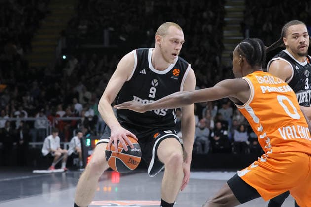 09 Alen SMAILAGIC Virtus Bologna Match BASKETBALL - EUROLEAGUE Virtus Bologna vs Valencia Basket 03-04-2026 00 Brancou Badio Valencia Basket Match BASKETBALL - EUROLEAGUE Virtus Bologna vs Valencia Basket 03-04-2026 during Virtus Bologna vs Valencia BC, Basketball Euroleague match in Bologna, Italy, April 03 2026  Copyright: xValentinoxOrsini IPAxSportx xipa-agency.netx xx IPA_73742170 IPA_Agency_IPA73742170