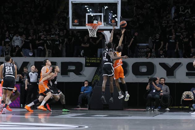 08 Jean Montero Valencia Basket Match BASKETBALL - EUROLEAGUE Virtus Bologna vs Valencia Basket 03-04-2026 07 Saliou Niang Virtus Bologna Match BASKETBALL - EUROLEAGUE Virtus Bologna vs Valencia Basket 03-04-2026 during Virtus Bologna vs Valencia BC, Basketball Euroleague match in Bologna, Italy, April 03 2026  Copyright: xValentinoxOrsini IPAxSportx xipa-agency.netx xx IPA_73742183 IPA_Agency_IPA73742183