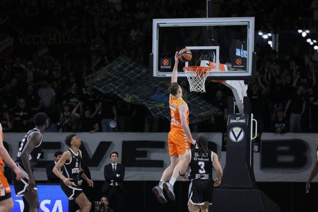 03v Nate Reuvers Valencia Basket Match BASKETBALL - EUROLEAGUE Virtus Bologna vs Valencia Basket 03-04-2026 during Virtus Bologna vs Valencia BC, Basketball Euroleague match in Bologna, Italy, April 03 2026  Copyright: xValentinoxOrsini IPAxSportx xipa-agency.netx xx IPA_73742223 IPA_Agency_IPA73742223
