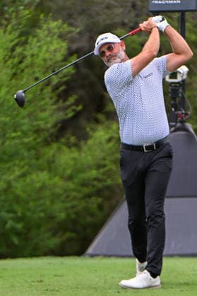 SAN ANTONIO, TX - APRIL 03: Paul Waring (ENG) watches his tee shot on 12 during the second round of the Valero Texas Open on April 3, 2026, at the AT&T Oaks Course at TPC San Antonio, San Antonio, Texas. (Photo by Ken Murray Icon Sportswire) GOLF: APR 03 PGA, Golf Herren Valero Texas Open EDITORIAL USE ONLY Icon2604030162