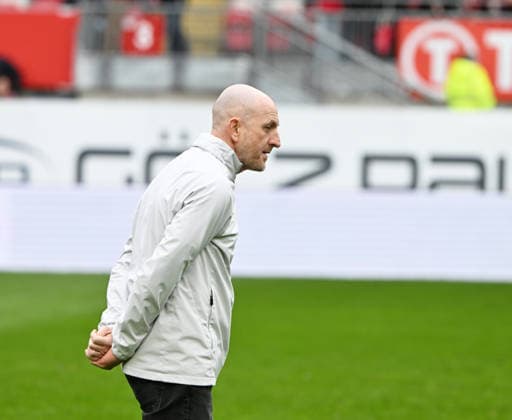 Soccer 2 Bundesliga Season 2025 26 1 FC Kaiserslautern 04 04 2026 Fritz Walter Stadion 1 FC Kaiserslautern fck Fortuna Düsseldorf dus Coach Torsten LIEBERKNECHT 1 FC Kaiserslautern 1 FC Kaiserslautern