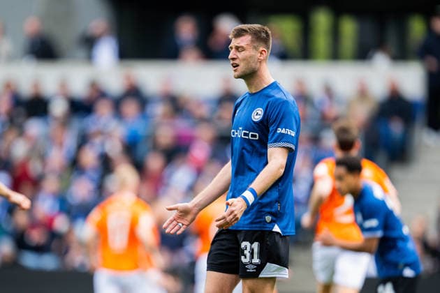 04 04 2026 Soccer, 2025 2026, 2 Bundesliga, 28 Matchday, DSC Arminia Bielefeld SV Darmstadt 98 Robin Knoche Bielefeld DFL REGULATIONS PROHIBIT ANY USE OF PHOTOGRAPHS AS IMAGE SEQUENCES AND OR QUASI VIDEO