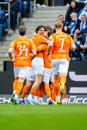 04 04 2026 Soccer, 2025 2026, 2 Bundesliga, Matchday 28, DSC Arminia Bielefeld SV Darmstadt 98 Cheering after the goal to 0 1 by Matej Maglica Darmstadt , M Fraser Hornby, Darmstadt DFL REGULATIONS PROHIBIT ANY USE OF PHOTOGRAPHS AS IMAGE SEQUENCES AND OR QUASI VIDEO