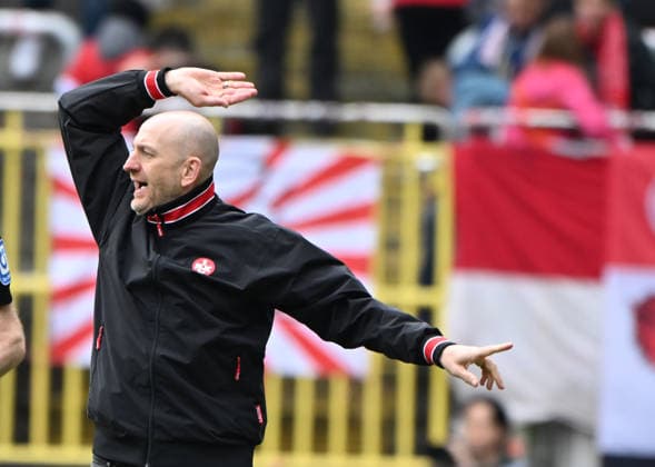 Soccer 2 Bundesliga Season 2025 26 1 FC Kaiserslautern 04 04 2026 Fritz Walter Stadion 1 FC Kaiserslautern fck Fortuna Düsseldorf dus Coach Torsten LIEBERKNECHT 1 FC Kaiserslautern 1 FC Kaiserslautern