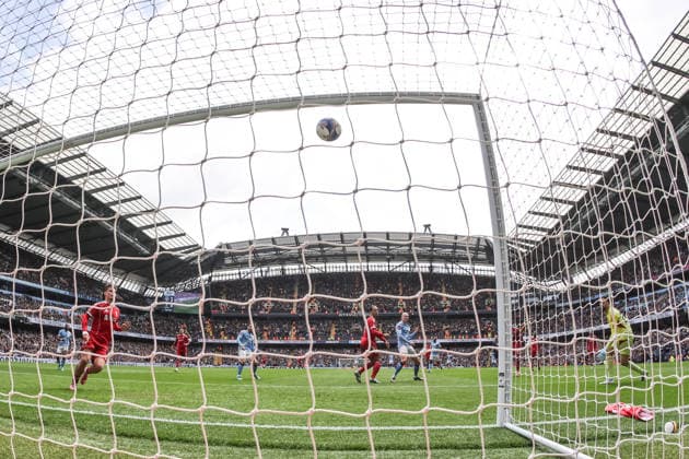 Manchester City v Liverpool - Emirates FA Cup Quarter Final Erling Haaland of Manchester City scores his hat-trick to make it 4-0 during the Emirates FA Cup Quarter-Final match between Manchester City and Liverpool at Etihad Stadium in Manchester, United Kingdom, on April 4, 2026. Manchester Greater Manchester United, ManU Kingdom  Copyright: xNewsxImagesx originalFilename:cosgrove-emirates260404_nptQW.jpg