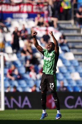 Sassuolo™s Ulisses Garcia celebrates after scoring the 1-1 goal for his team during the Serie A soccer match between Sassuolo and Cagliari at the Mapei Stadium CittÃ del Tricolore in Reggio Emilia, north Italy - Saturday, April 4, 2026 - - Soccer -  Copyright: xMassimoxPaolone LaPressex