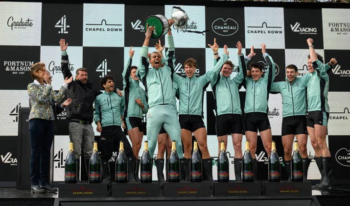 The Boat Race 2026 Cambridge Men celebrate victory in the 171st Mens Race .The CHANEL J12 Boat Race 2026 on the River Thames, London 04 04 2026 UK Newspapers OUT Copyright: xGraemexWilcocksonx FIL-23231-0044