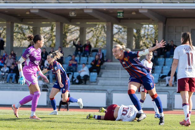 Switzerland AXA Women s Super League FC Basel vs Servette FC ChÃªnois FÃ minin, Leichtathletikstadion, Basel Anna Krog 23 FC Basel Jubel Copyright: xMelinaxFeldges xSteinsiek.chx