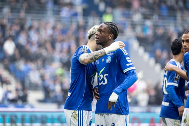 FOOTBALL : Racing Strasbourg (RCS) vs Nice - ligue 1 - Strasbourg - 04 04 26 Joie des joueurs de l equipe de Racing Strasbourg apres le but de Martial Godo 20 (RCS)  Copyright: xelyxandroxcegarrax