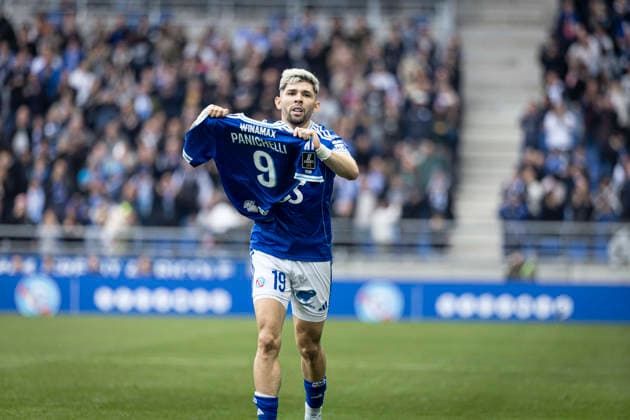 FOOTBALL : Racing Strasbourg (RCS) vs Nice - ligue 1 - Strasbourg - 04 04 26 Joie des joueurs de l equipe de Racing Strasbourg apres le but de Enciso Espinola Julio Cesar 19  Copyright: xelyxandroxcegarrax