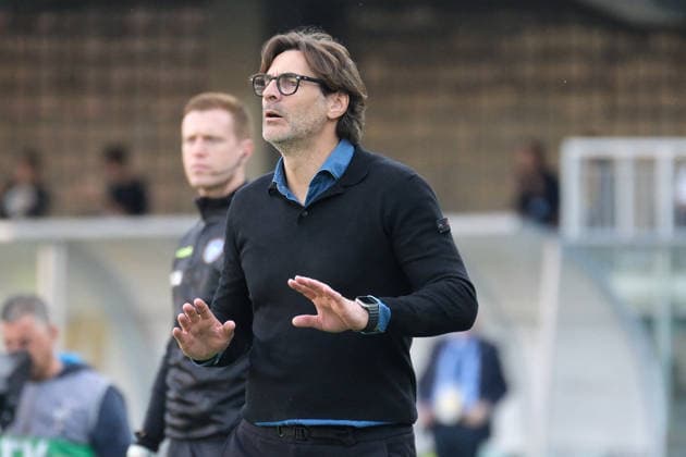 CALCIO - Serie A - Hellas Verona FC vs ACF Fiorentina Paolo Vanoli, head coach of ACF Fiorentina during the soccer match between Hellas Verona FC and ACF Fiorentina, MD31 of Serie A Enilive Italian soccer championship 2025 2026 at Marcantonio Bentegodi Stadium on April 4, 2026, Verona, Italy. Verona Italy  Copyright: xIPAxSport ABACAx