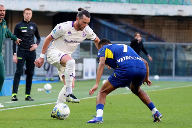 Fiorentina™s Jack Harrison during the Serie A soccer match between Hellas Verona and Fiorentina at the Bentegodi Stadium in Verona, north west Italy - Saturday , April 4 , 2026. - Soccer .  Copyright: xPaolaxGarbuio Lapressex