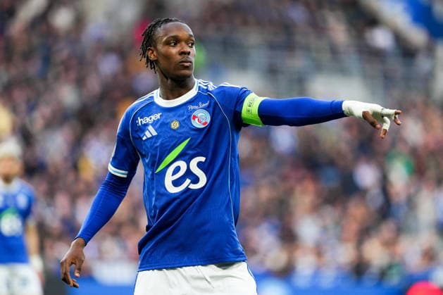 RC Strasbourg Alsace v OGC Nice - Ligue 1 McDonald s 2025 2026 10 Emmanuel Esseh EMEGHA (rcsa) during the Ligue 1 McDonald s match between Strasbourg and Nice at Stade de la Meinau on April 4, 2026 in Strasbourg, France. Strasbourg France  Copyright: xFEPx 776348343