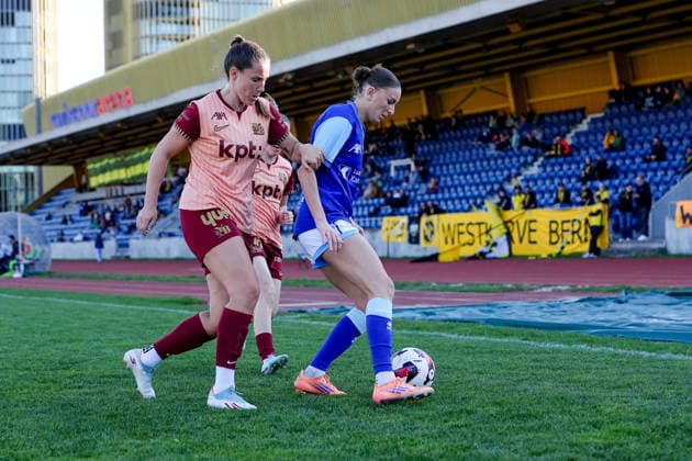 Switzerland AXA Women s Super League 2025 26, FC Luzern vs BSC YB Women Hubelmatt, Luzern Gentiana Fetaj 9 FCL vs Maria Jimenez Gutierrez 4 YB Women Copyright: xKjetilxWaberx