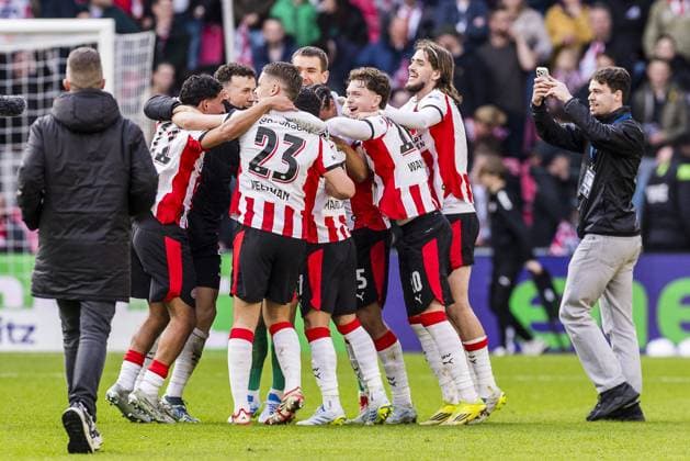 EINDHOVEN , 04-03-2026 , Philips stadium , season 2025 2026 , Dutch Eredivisie football , match between PSV and FC Utrecht , picture shows PSV celebrating the win. final score 3-2 , PSV - Utrecht  x202835506x Copyright:
