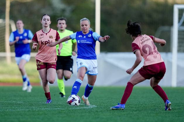 Switzerland AXA Women s Super League 2025 26, FC Luzern vs BSC YB Women Hubelmatt, Lucerne Jennie Marie Egeriis 17 FCL Copyright: xKjetilxWaberx