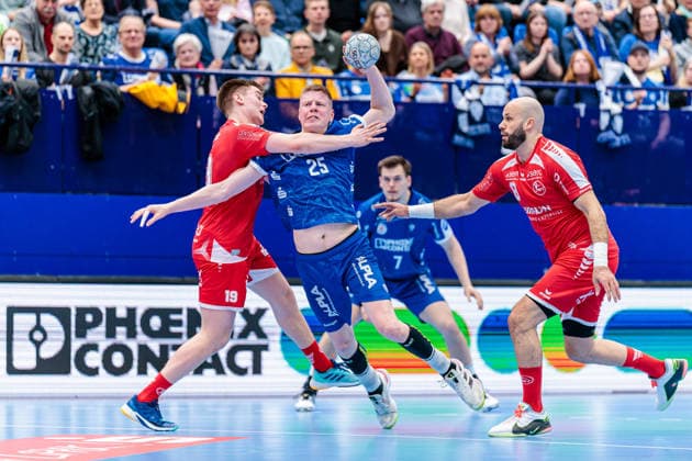 f l Reynir Thor Stefansson MT Melsungen, 19 , Niels Gerardus Versteijnen TBV Lemgo Lippe, 25 , Adrian Sipos MT Melsungen, 08 GER, TBV Lemgo Lippe vs MT Melsungen, Handball, 1 Bundesliga, Matchday 27, Season 2025 2026, 04 04 2026 GER, TBV Lemgo Lippe vs MT Melsungen, Handball, 1 Bundesliga, Matchday 27, Season 2025 2026, 04 04 2026 Lemgo Copyright: xEibner-Pressefoto JanxRollingerx EP_JSK